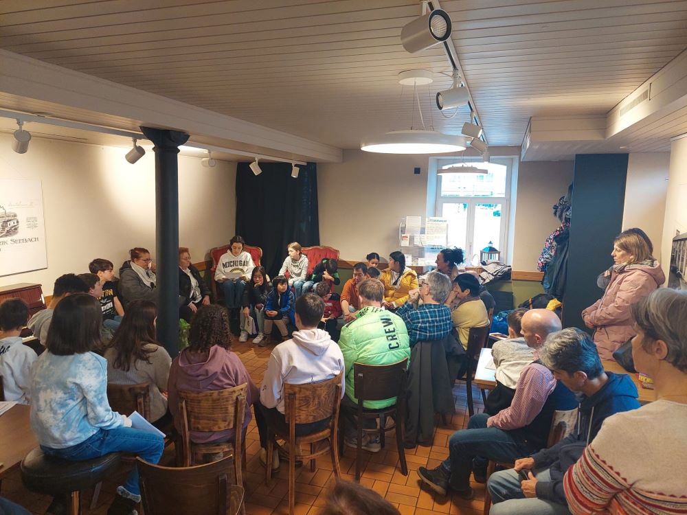 Gemeinsames Singen; Foto: Selina Salem
